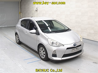 TOYOTA AQUA 2013