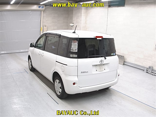 TOYOTA SIENTA 2014
