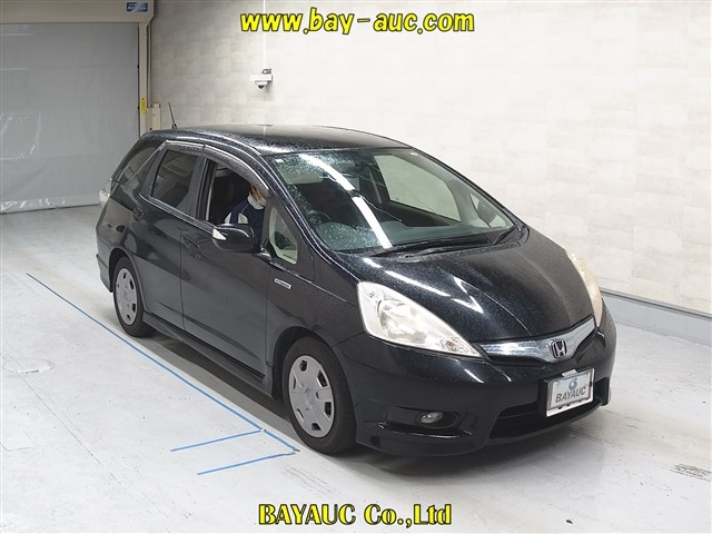 HONDA FIT SHUTTLE 2013