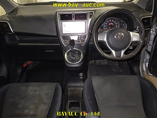 TOYOTA RACTIS 2010
