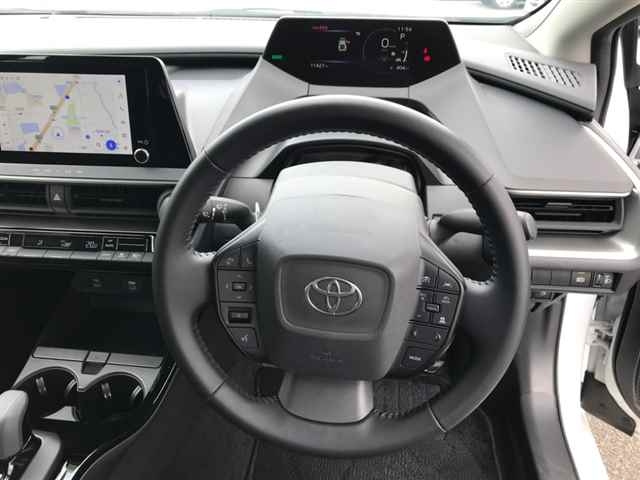 TOYOTA PRIUS 2023