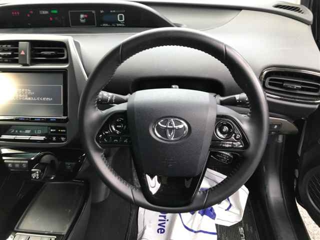 TOYOTA PRIUS 2022