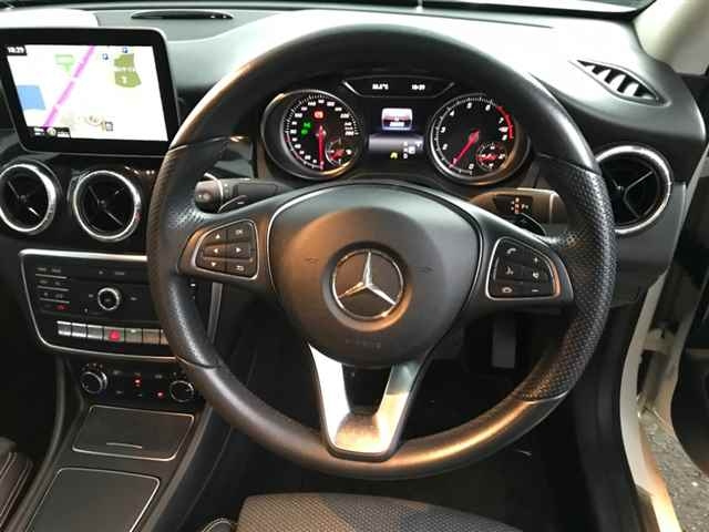 MERCEDES BENZ CLA CLASS 2018
