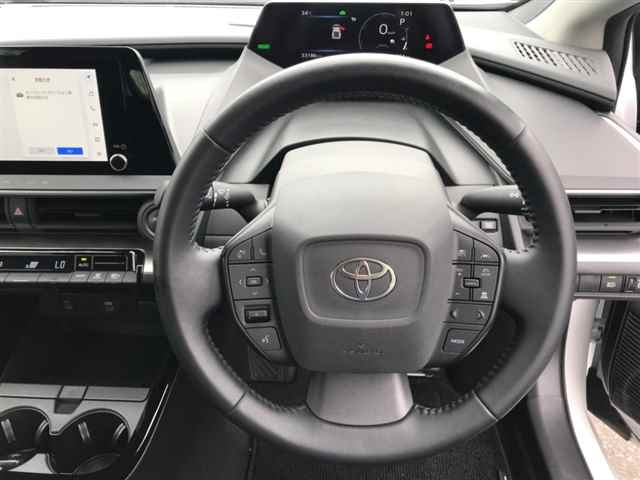 TOYOTA PRIUS 2023
