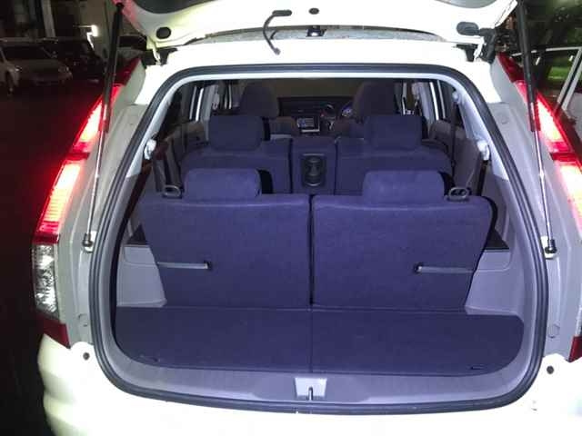 HONDA STREAM 2011