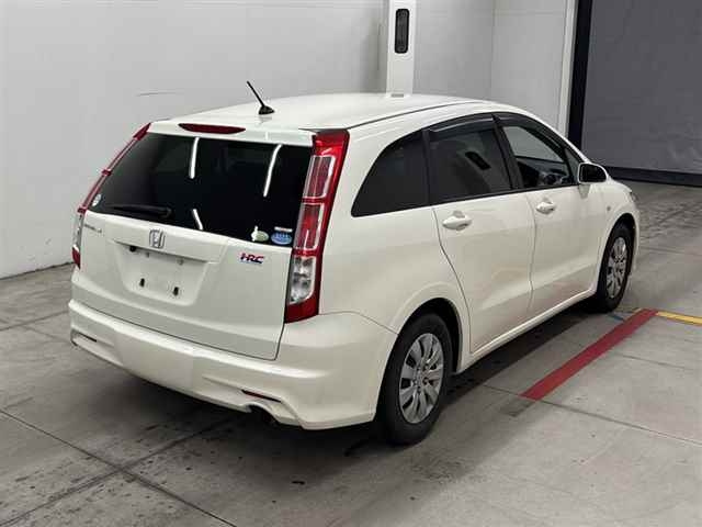 HONDA STREAM 2011