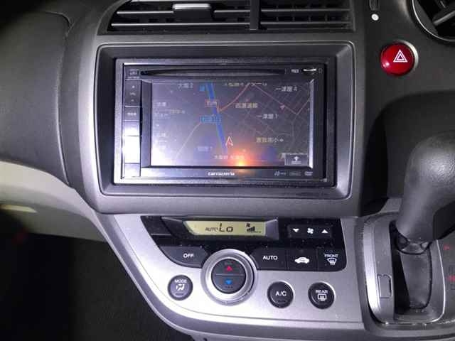 HONDA STREAM 2011