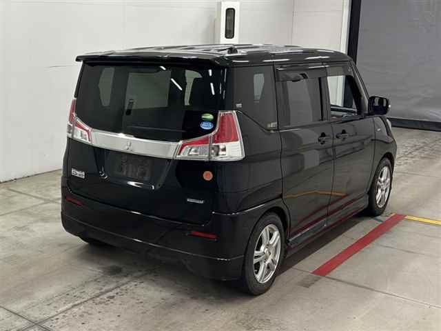 MITSUBISHI DELICA D2 2016