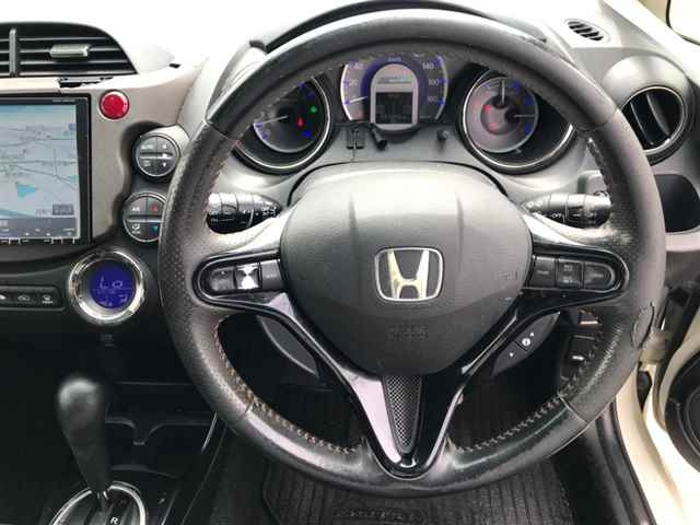 HONDA FIT SHUTTLE 2013