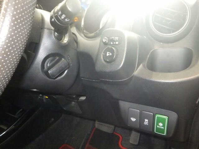 HONDA FIT SHUTTLE 2012