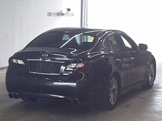 NISSAN INFINITI 2011