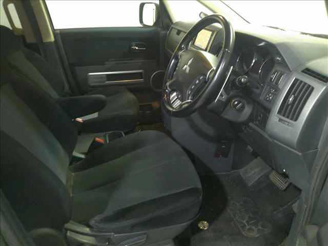 MITSUBISHI DELICA D5 2008