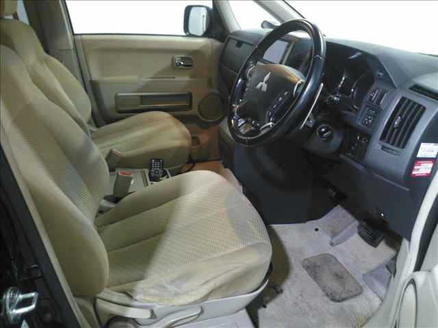 MITSUBISHI DELICA D5 2008