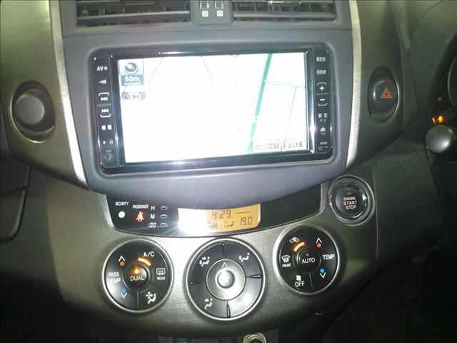 TOYOTA VANGUARD 2009
