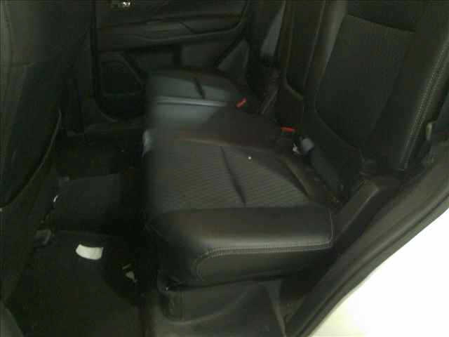 MITSUBISHI OUTLANDER PHEV 2013