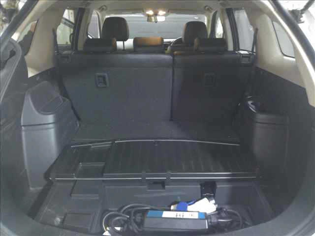 MITSUBISHI OUTLANDER PHEV 2013