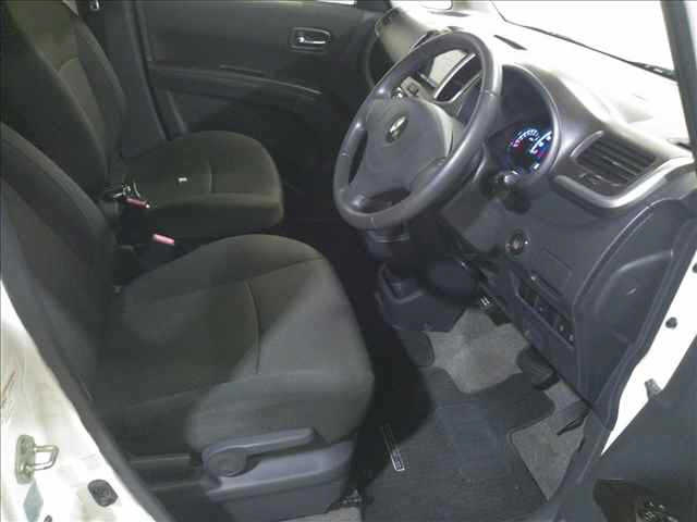 MITSUBISHI DELICA D2 2012
