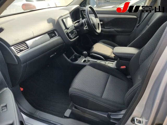 MITSUBISHI OUTLANDER 2014
