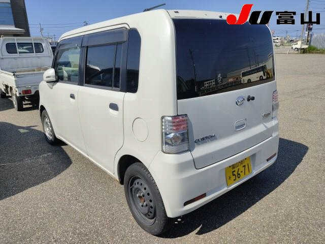 DAIHATSU MOVE CONTE 2010