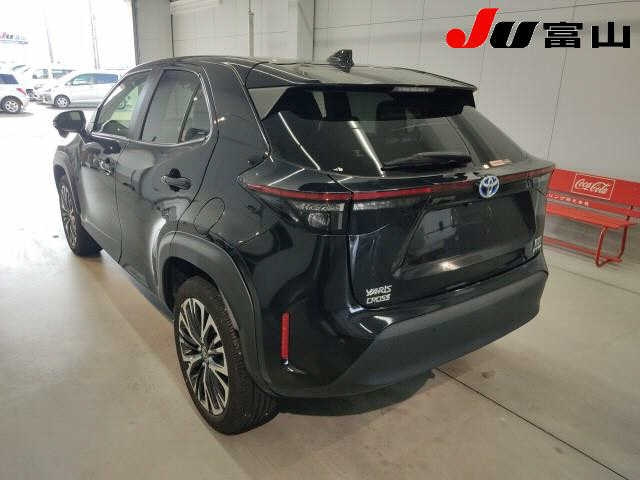 TOYOTA YARIS CROSS 2023