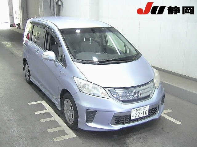 HONDA FREED 2013