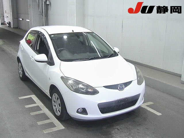 MAZDA DEMIO 2010