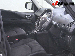 NISSAN SERENA 2012