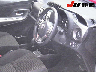 TOYOTA VITZ 2014