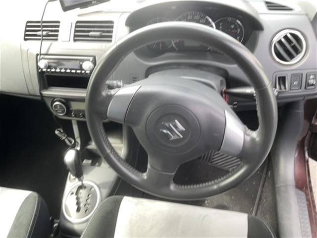 SUZUKI SWIFT 2009