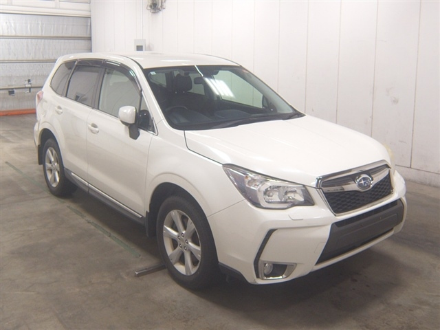 SUBARU FORESTER 2015