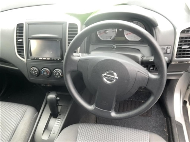 NISSAN WINGROAD 2012