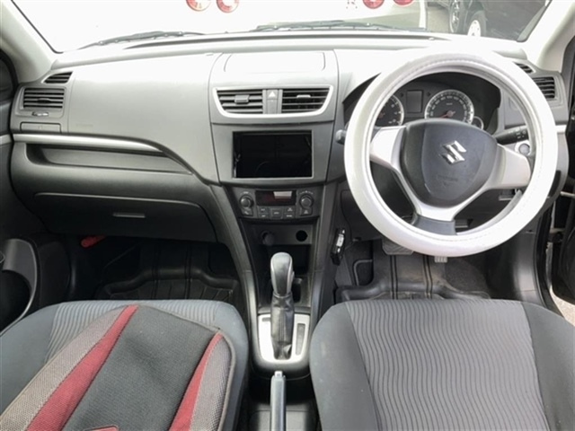 SUZUKI SWIFT 2010