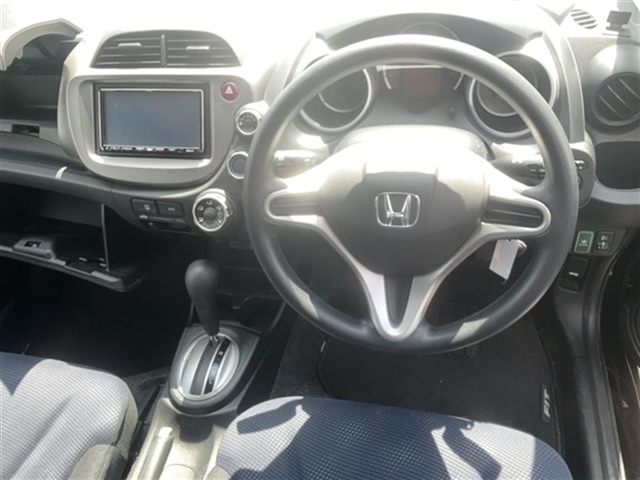 HONDA FIT 2010