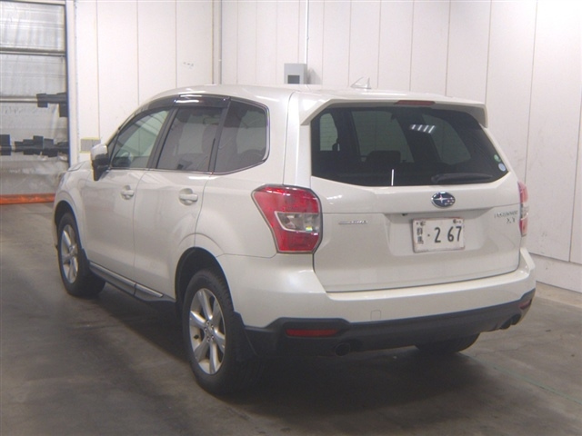 SUBARU FORESTER 2015