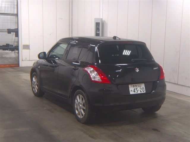 SUZUKI SWIFT 2010