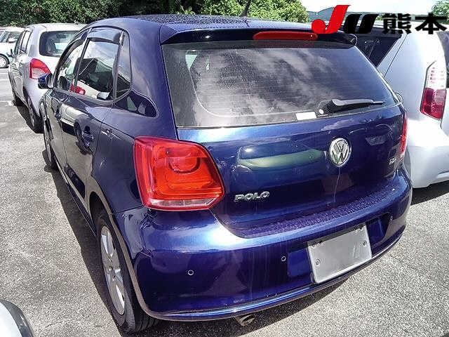 VOLKSWAGEN POLO 2012