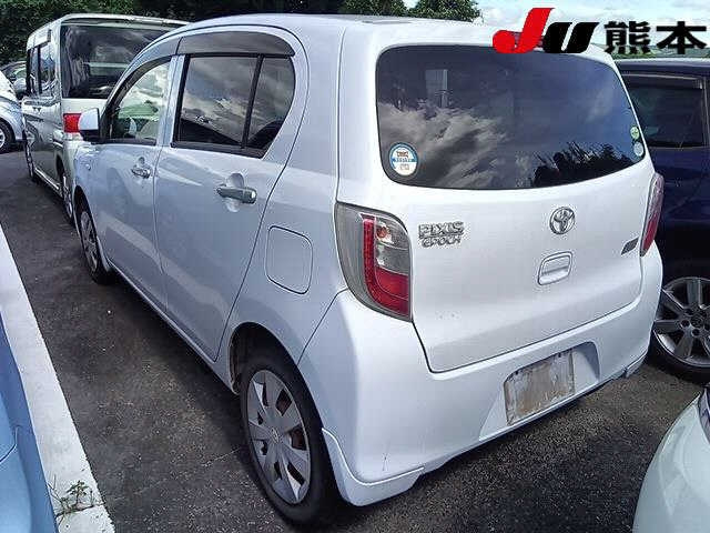 TOYOTA PIXIS EPOCH 2012