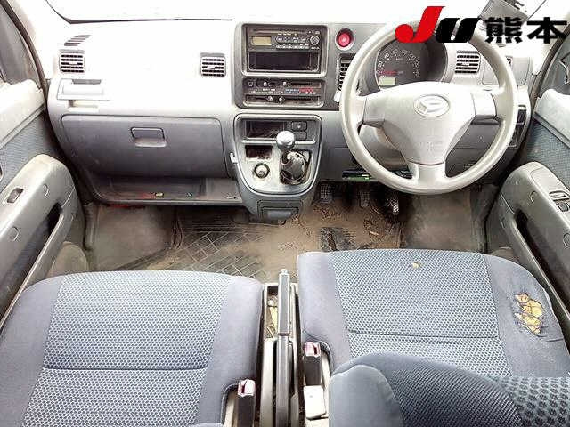 DAIHATSU HIJET VAN 2011