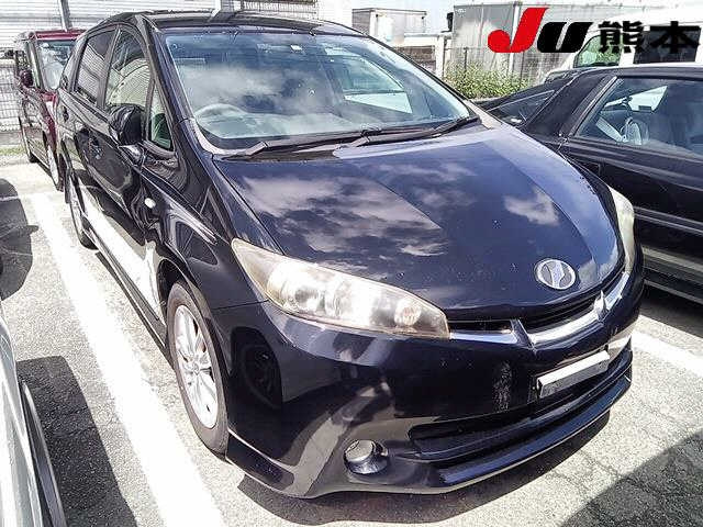 TOYOTA WISH 2011