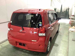 TOYOTA PORTE 2014