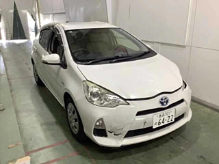 TOYOTA AQUA 2014