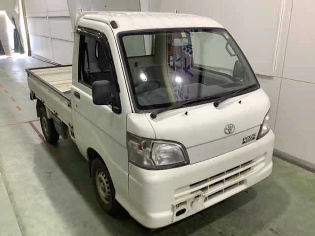 TOYOTA PIXIS TRUCK 2013
