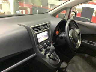 TOYOTA RACTIS 2013