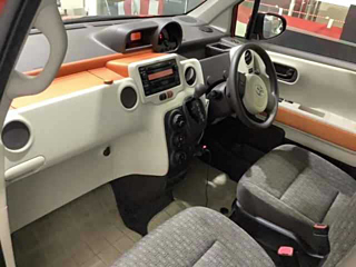 TOYOTA PORTE 2014