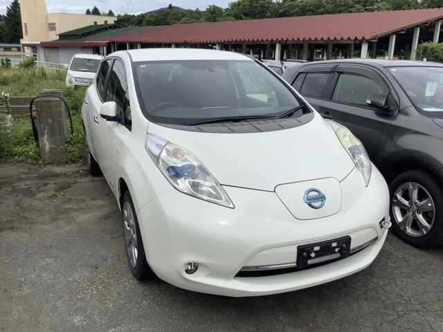 NISSAN LEAF 2014