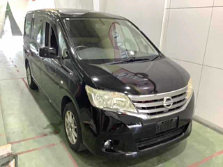 NISSAN SERENA 2011