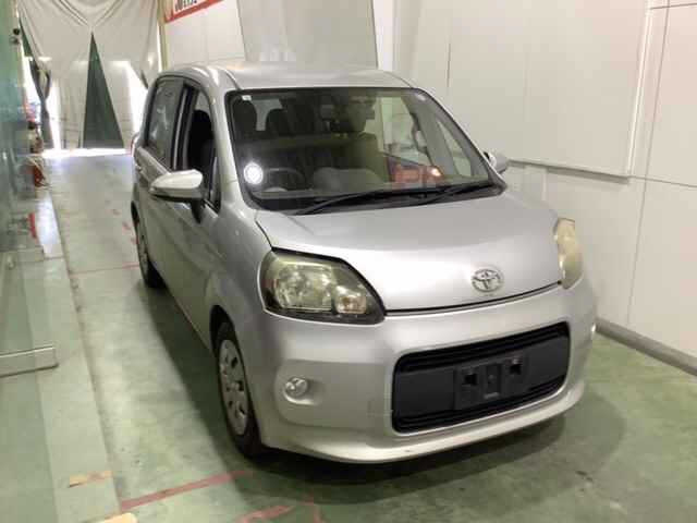TOYOTA PORTE 2012