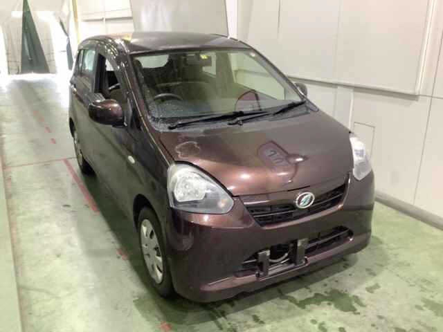DAIHATSU MIRA E S 2012