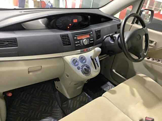 DAIHATSU MOVE 2009
