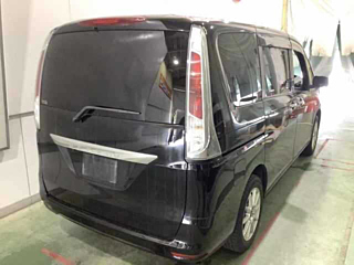 NISSAN SERENA 2011